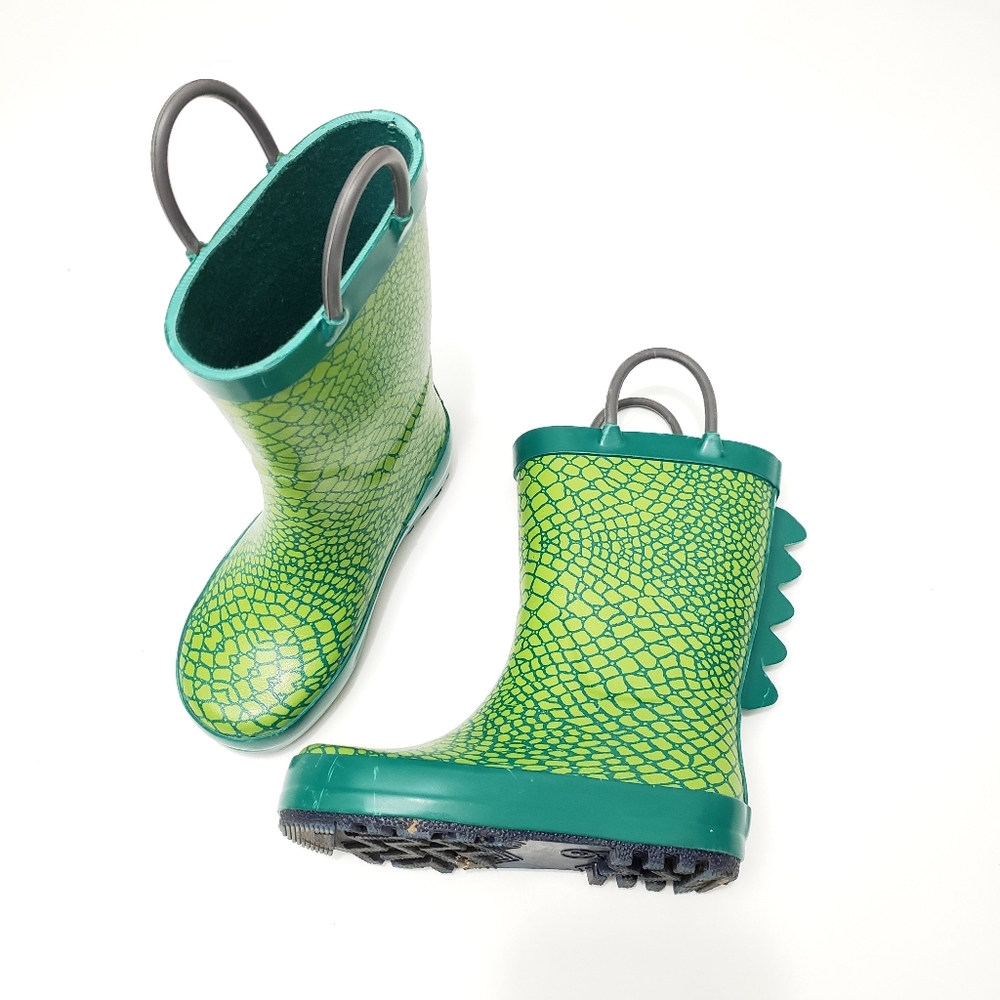 Kids Dinosaur 🦕 rain boots firm price